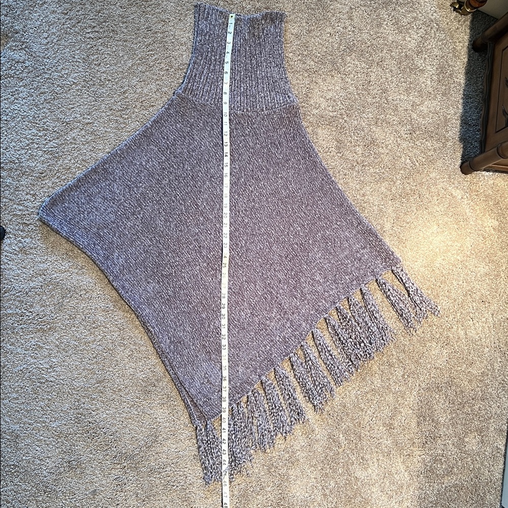 Gray Poncho with Fringe - Picture 8 of 14